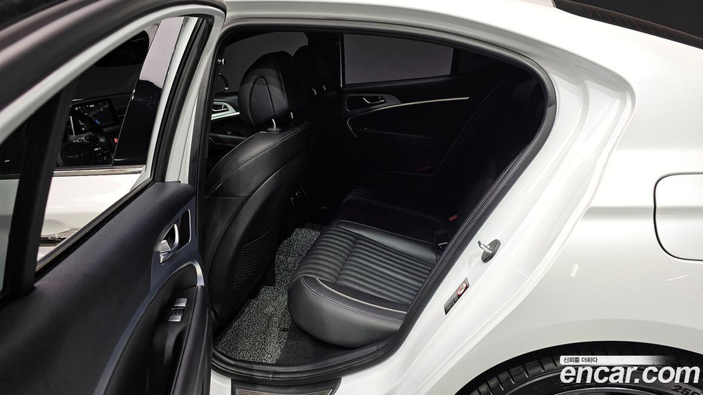 Genesis G70 3.3T Sports AWD (09.2019)