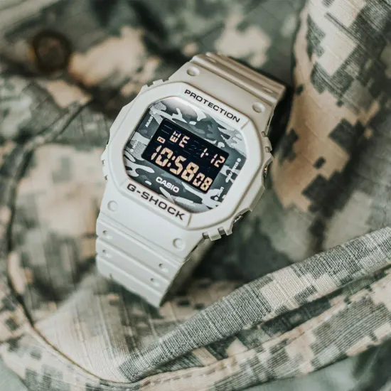 Наручные часы Casio G-Shock DW-5600CA-8DR