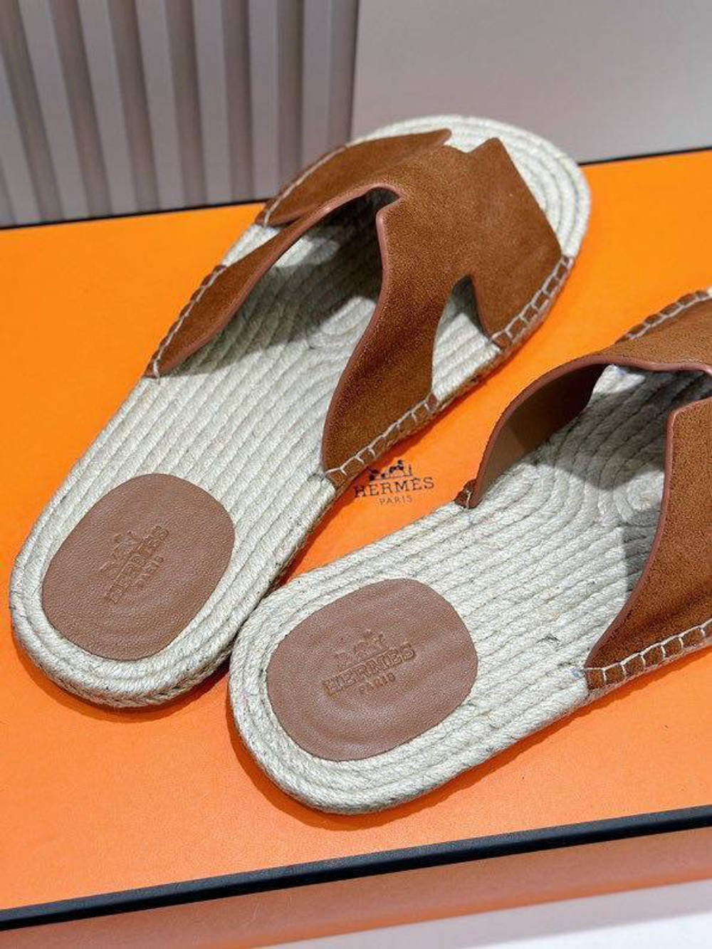 Шлепанцы Hermes