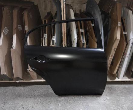 Дверь задняя правая мятинка FAW Besturn B50 FA0172020