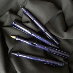 Lamy Safari Dark dusk