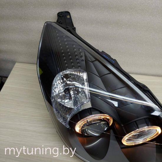 Передние фары Opel Vectra C angel eyes black