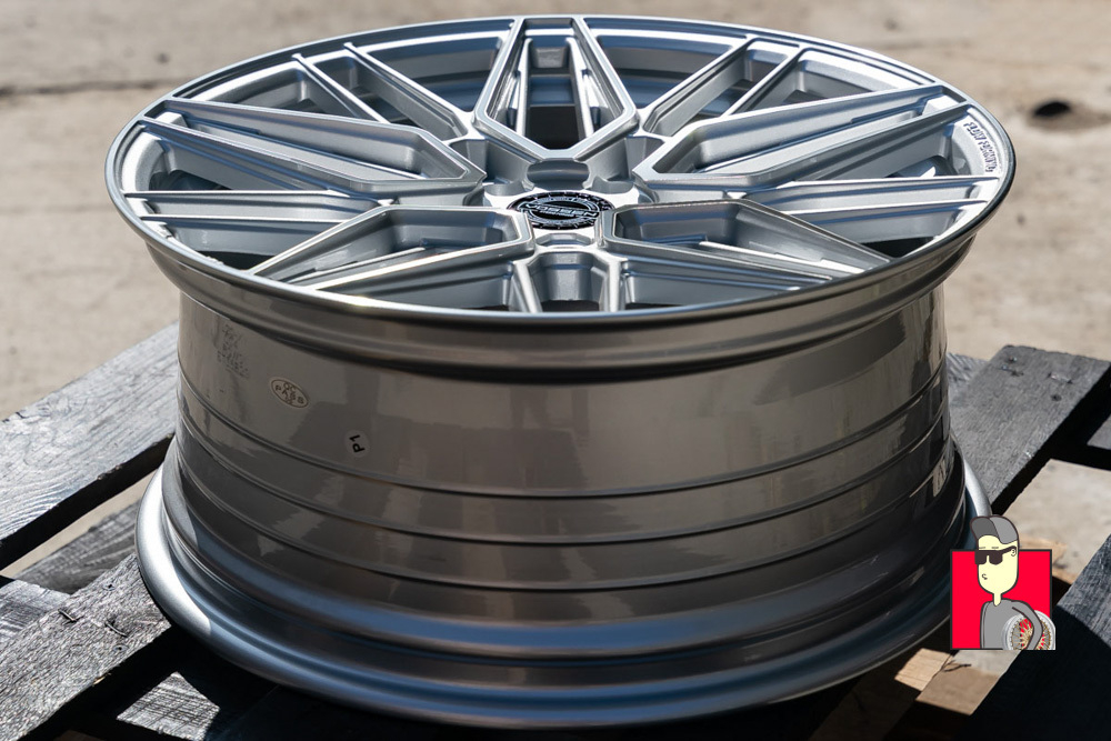 Комплект дисков Vossen HF-7 18x8 et35 5x114.3