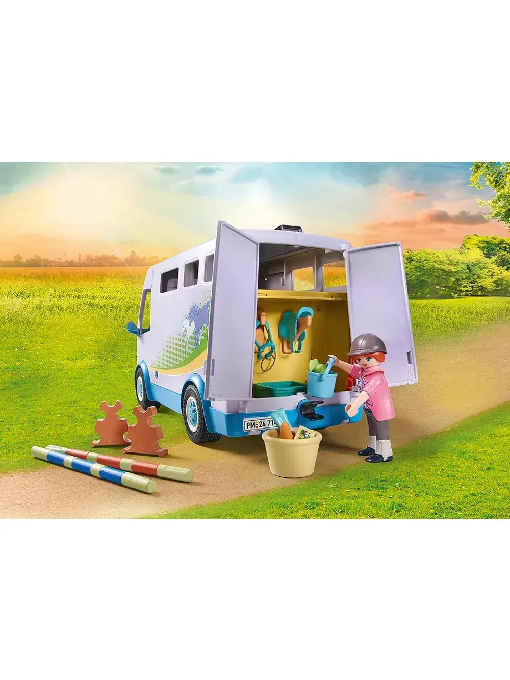 Набор Мобильная школа верховой езды Playmobil 71493