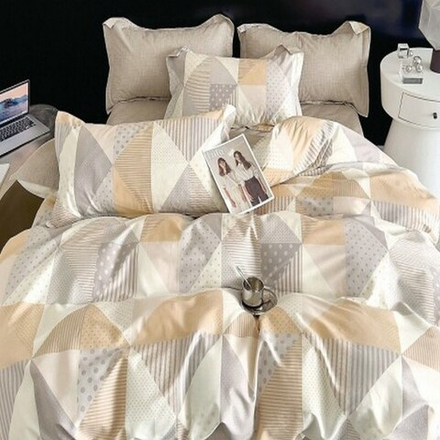 Комплект постельного белья "О. PECH BEZH", сатин, 100% хлопок. Пододеяльник и наволочки на молнии!!!