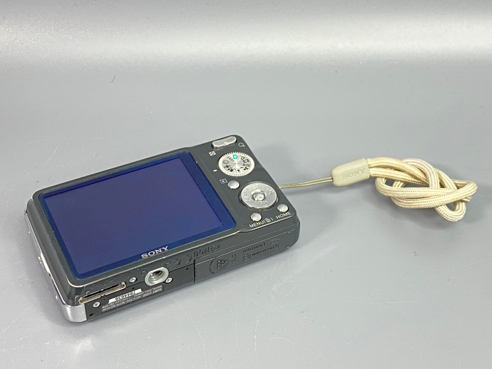 Sony Cyber-shot DSC-W210