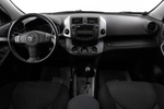 Toyota RAV4, 2011 год