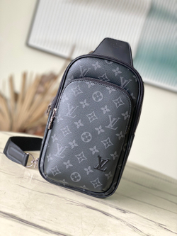 Louis Vuitton Avenue Slingbag PM