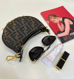Fendi Fendigraphy Nano 16 cm