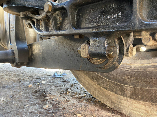 Кронштейн пневморессоры правый 2024г.