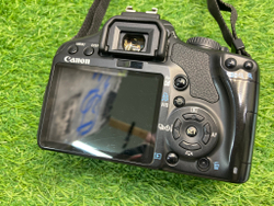 Canon 450D Kit 18-55mm IS II 25.000 кадров