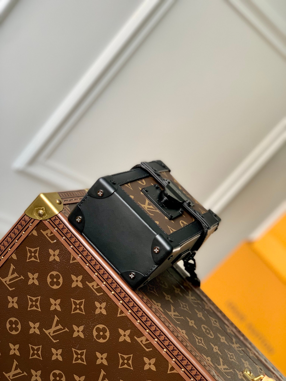 Louis Vuitton Vertical Trunk Wearable Wallet