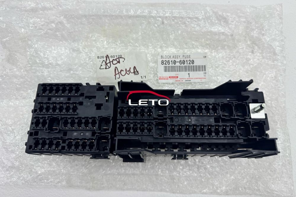 Блок предохранителей 82610-60120 8261060120 Блок предохранителей 82610-60120 8261060120
