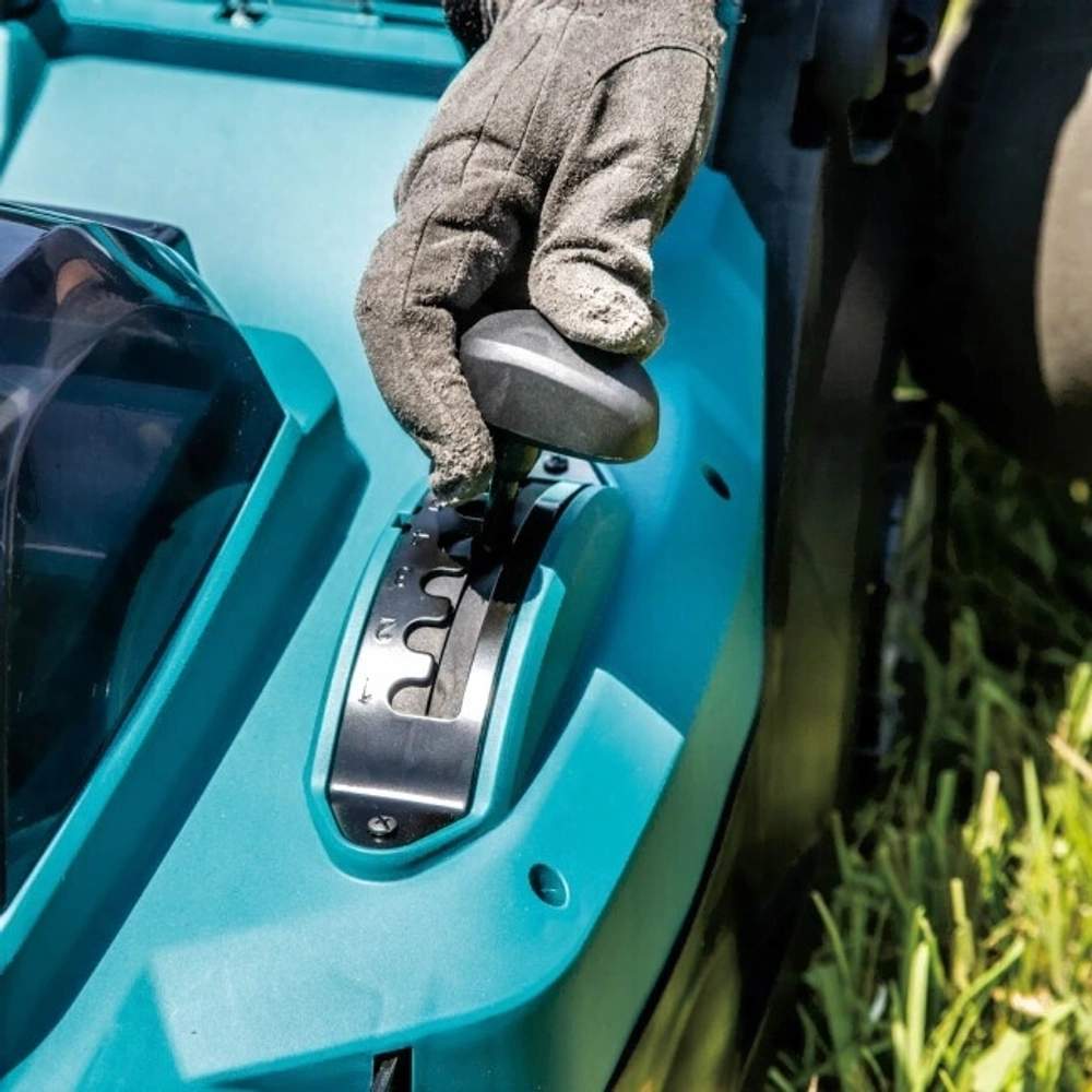 Газонокосилка роторная Makita LM004GZ 740Вт