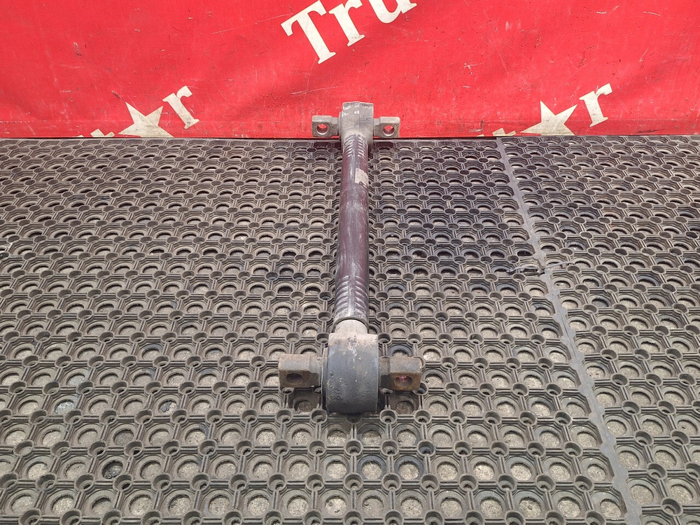 Тяга реактивная продольная