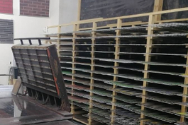 Небольшой склад — не основная модель, но бывают остатки