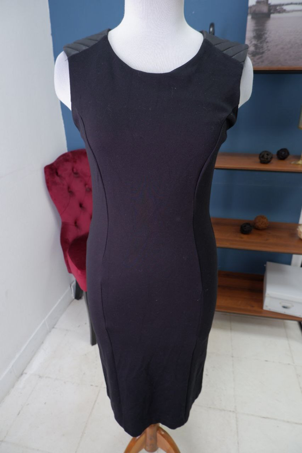 Платье Sela темное 44 размер