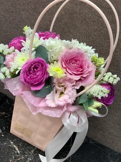 Букет 8 Марта М-35