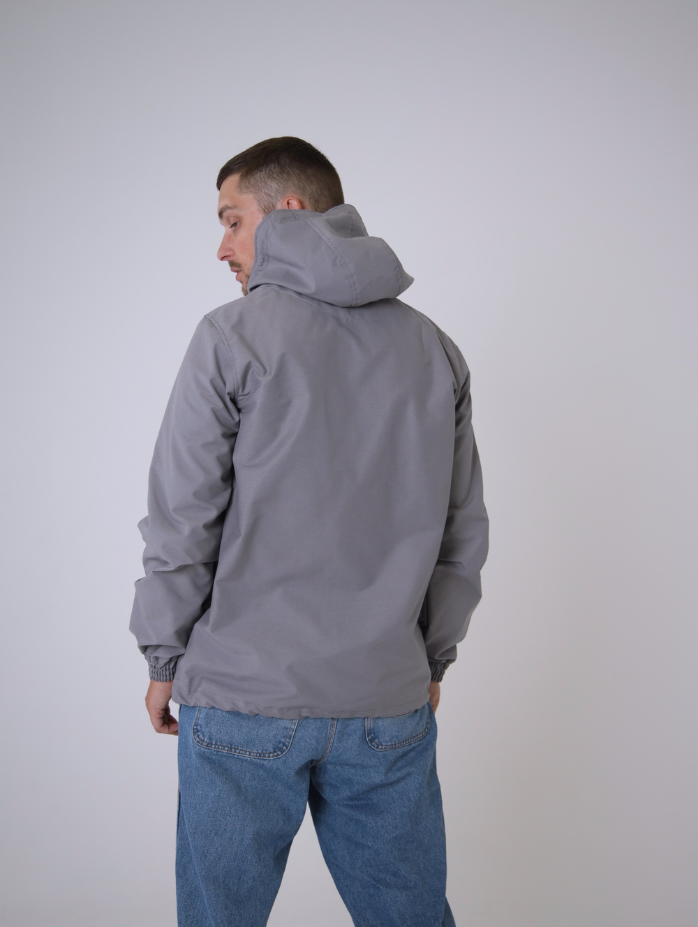 Ветровка легкая Город Горький серая серый