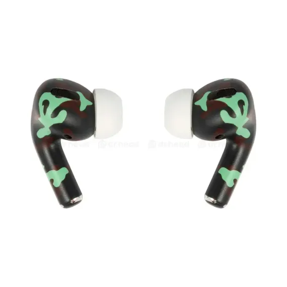 Apple AirPods Pro 2nd gen with MagSafe USB-C (2023) Total Green Camo Matte