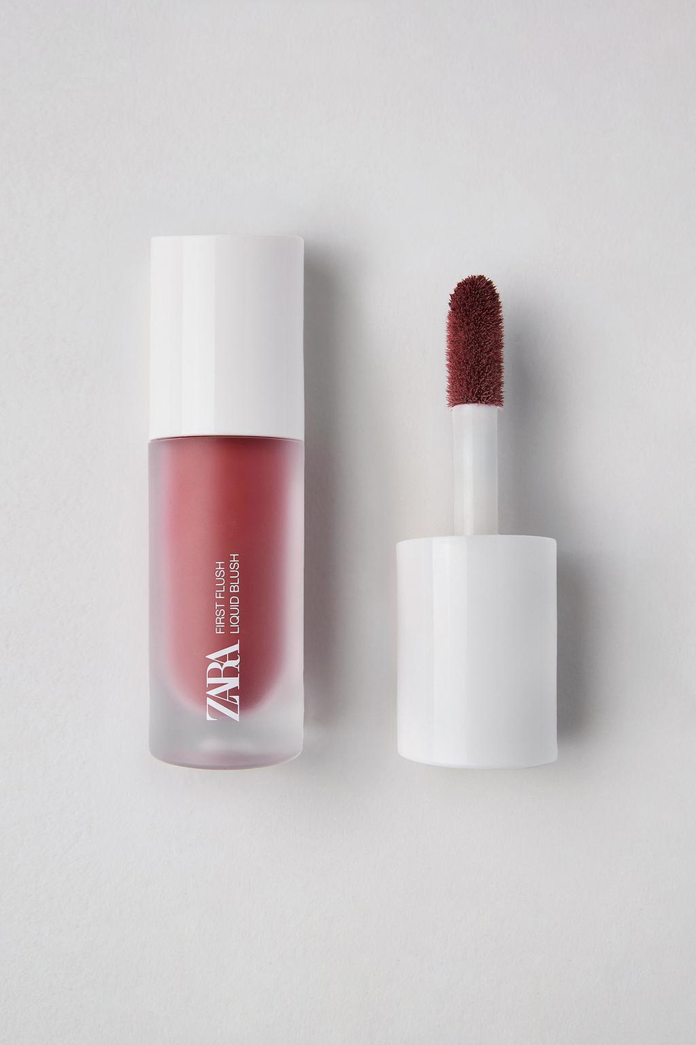 ZARA ЖИДКИЕ РУМЯНА FIRST FLUSH, ЧЕРНИКА