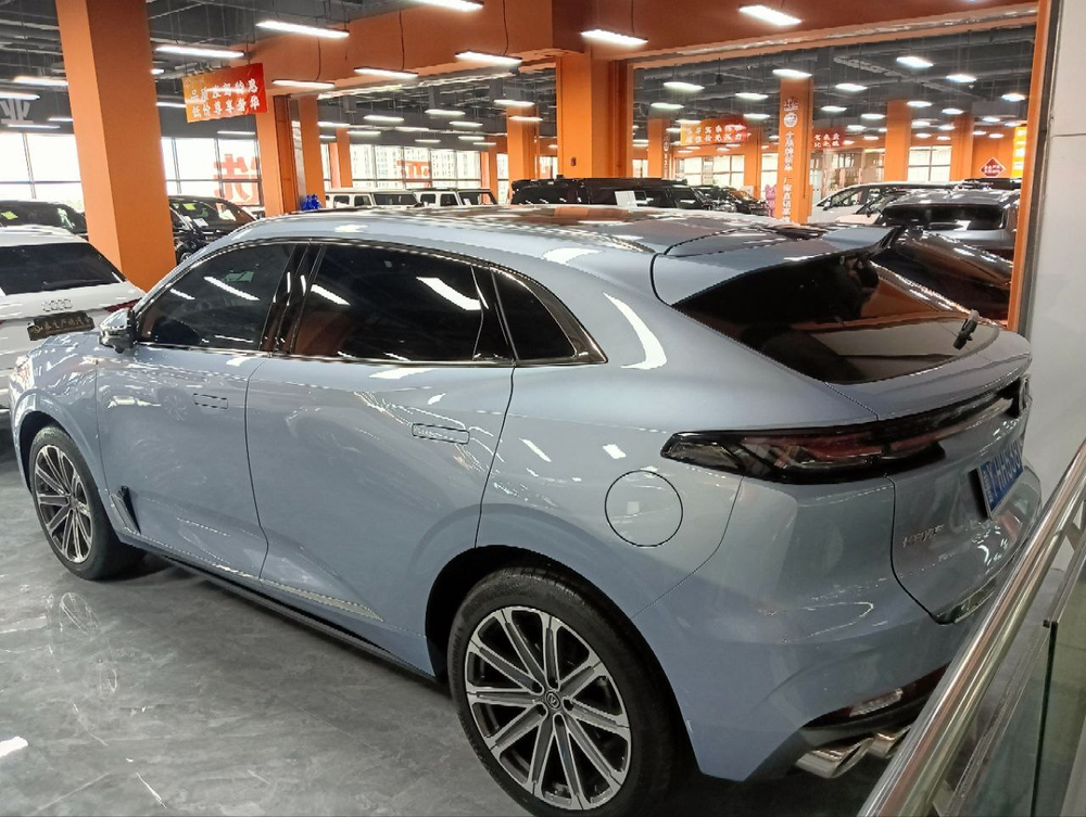 Changan UNI-K Premium, 2.0Т бензин
