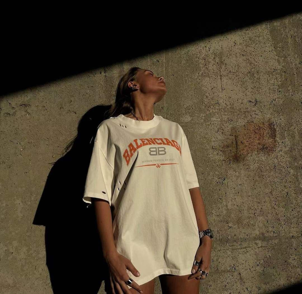 Футболка Balenciaga