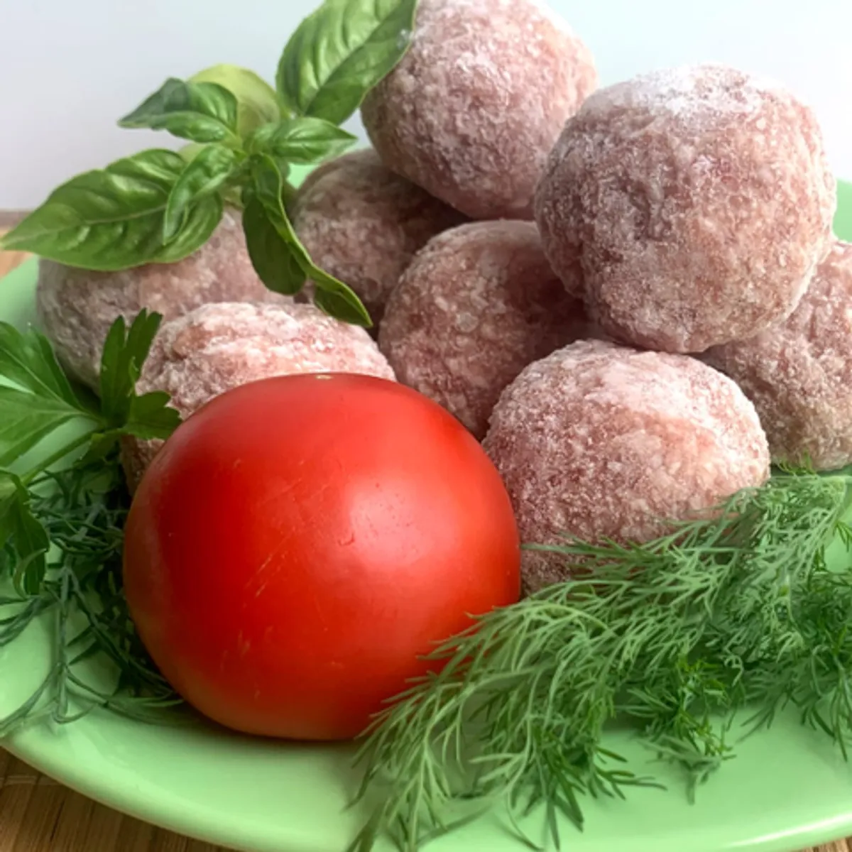 Фотография Тефтели мясные домашние / 500 гр купить в магазине Афлора