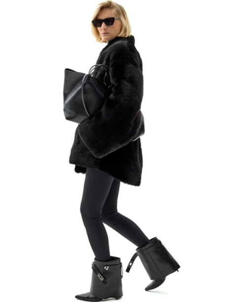 Черная двусторонняя шуба из овчины с поясом