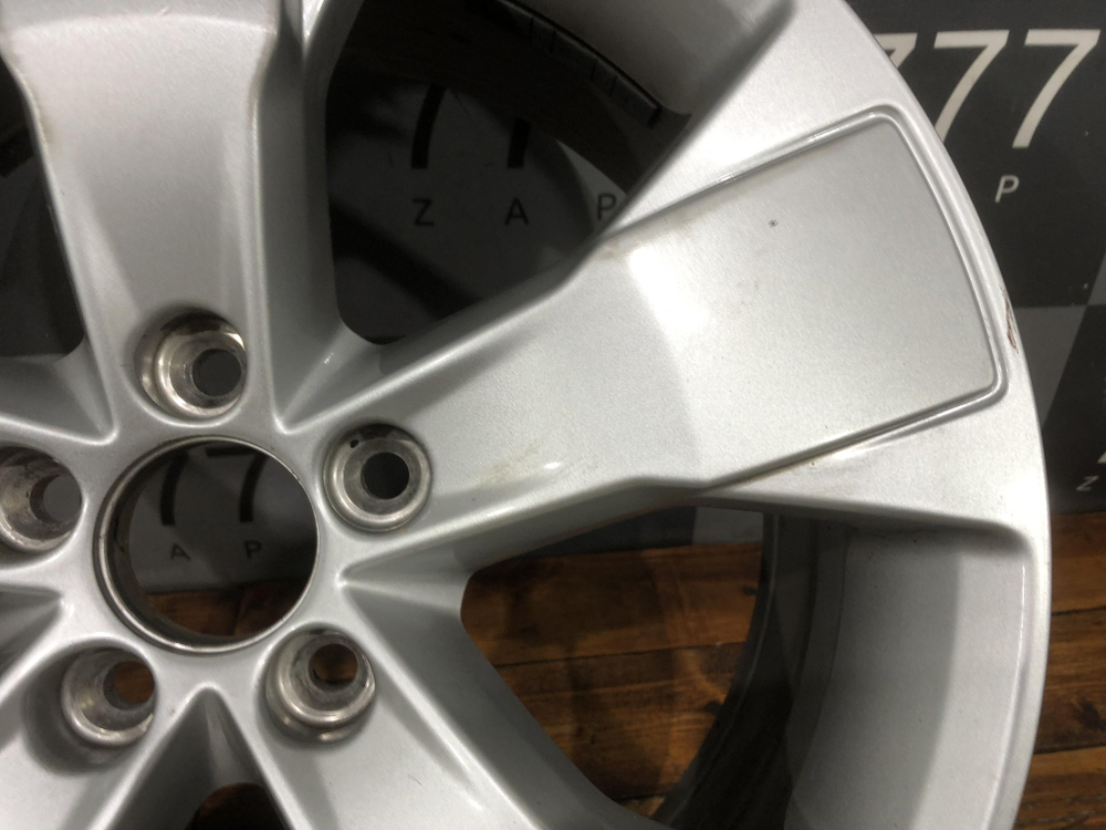 Диск литой R18 Volvo XC40 17-нв Б/У Оригинал 32209247