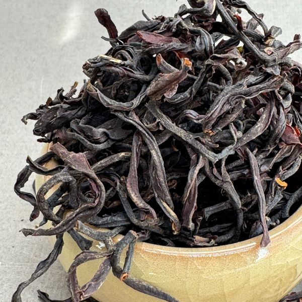 Ми Сян Хун Юй с озера Солнца и Луны