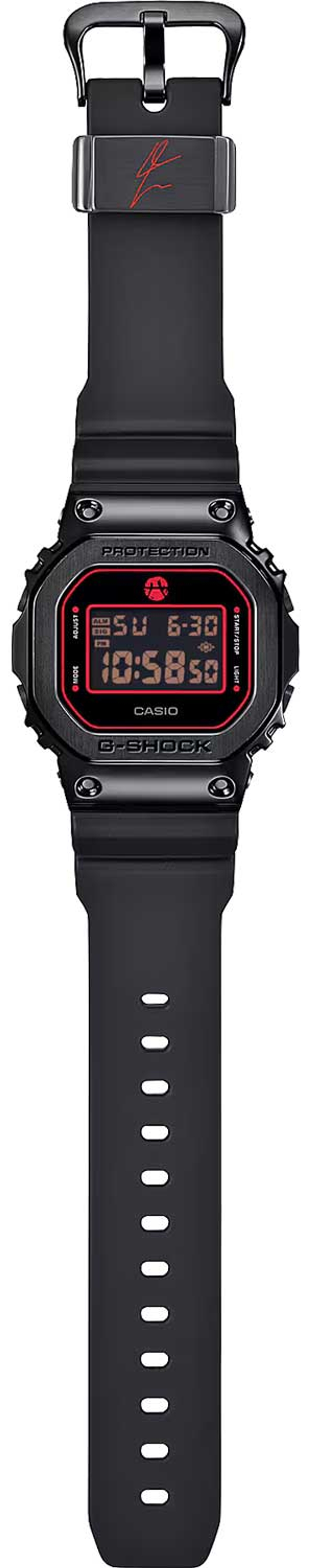 Часы Casio GM-5600RH-1