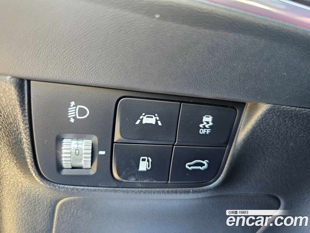 Hyundai The New Grandeur (Azera) IG 2.5 (04.2020)