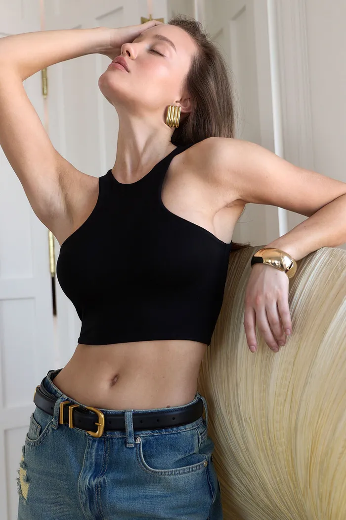 Кроп майка из модала черного цвета