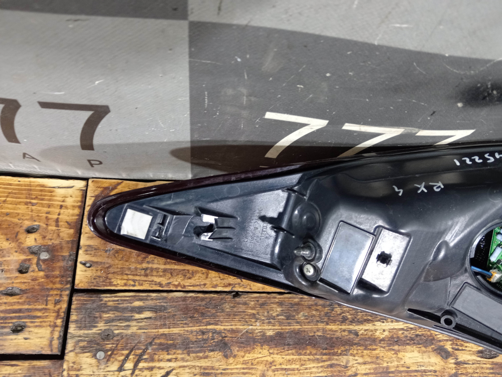 Фонарь задний левый Lexus RX 4 15-19 Б/У Оригинал 8156148370