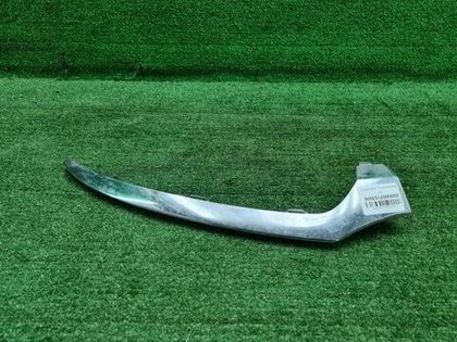 Молдинг бампера RH Mercedes C w205 (14-18) AMG