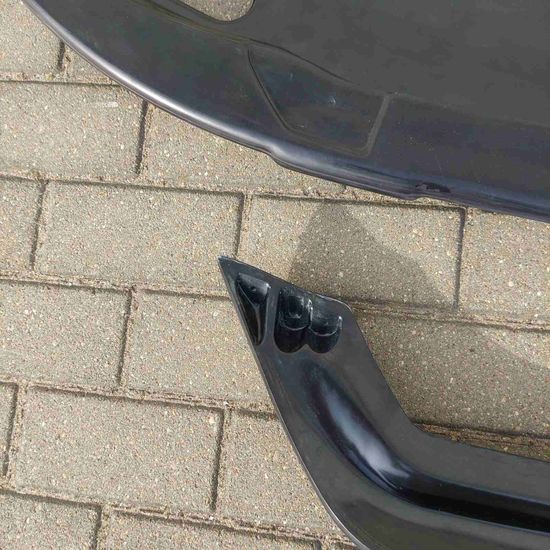 Накладка переднего бампера для VW TOUAREG 2010-2018