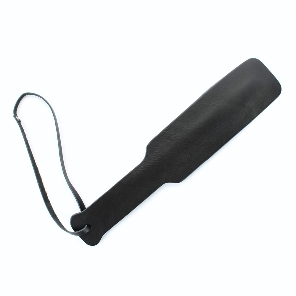 Чёрная кожаная шлепалка - 30 см. (Цвет: черный)