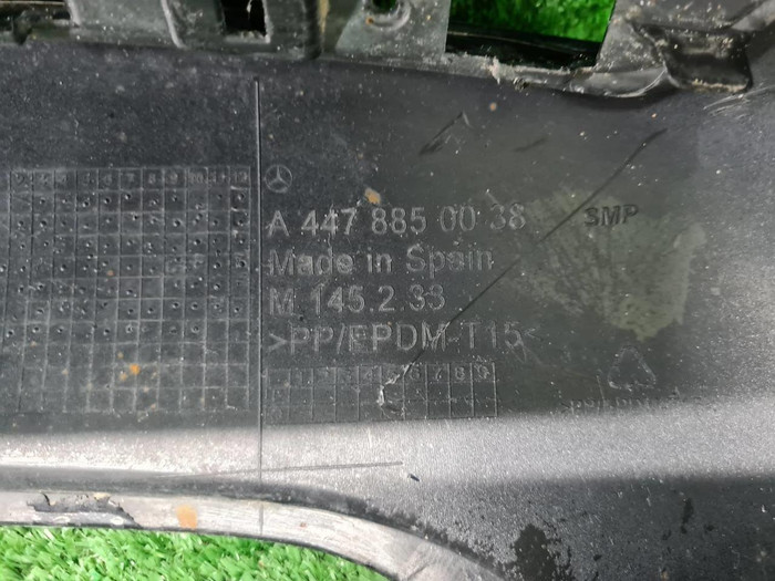 Бампер задний Mercedes V w447 (2014-н.в.)