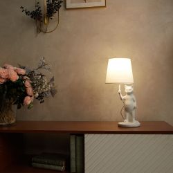 UML-B465 E14 WHITE Светильник настольный декоративный Кот. под лампу Е14. 40W. Механический выключатель. Белый. ТМ Uniel