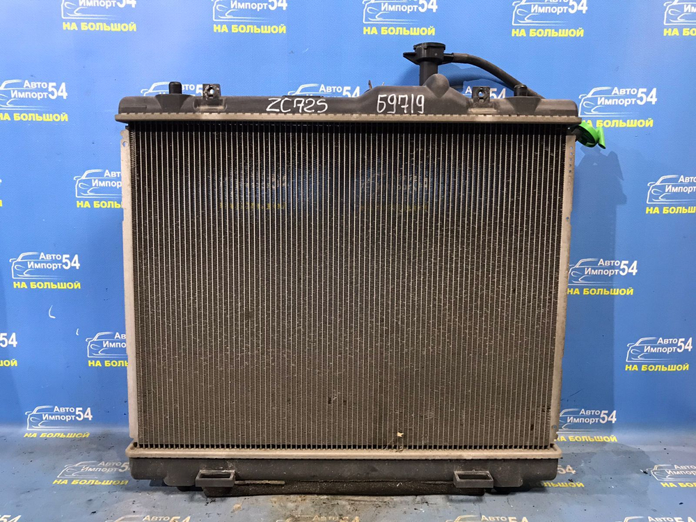 Радиатор двигателя SUZUKI SWIFT 2010-2013