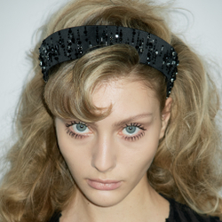 Кокошник S с черным декором