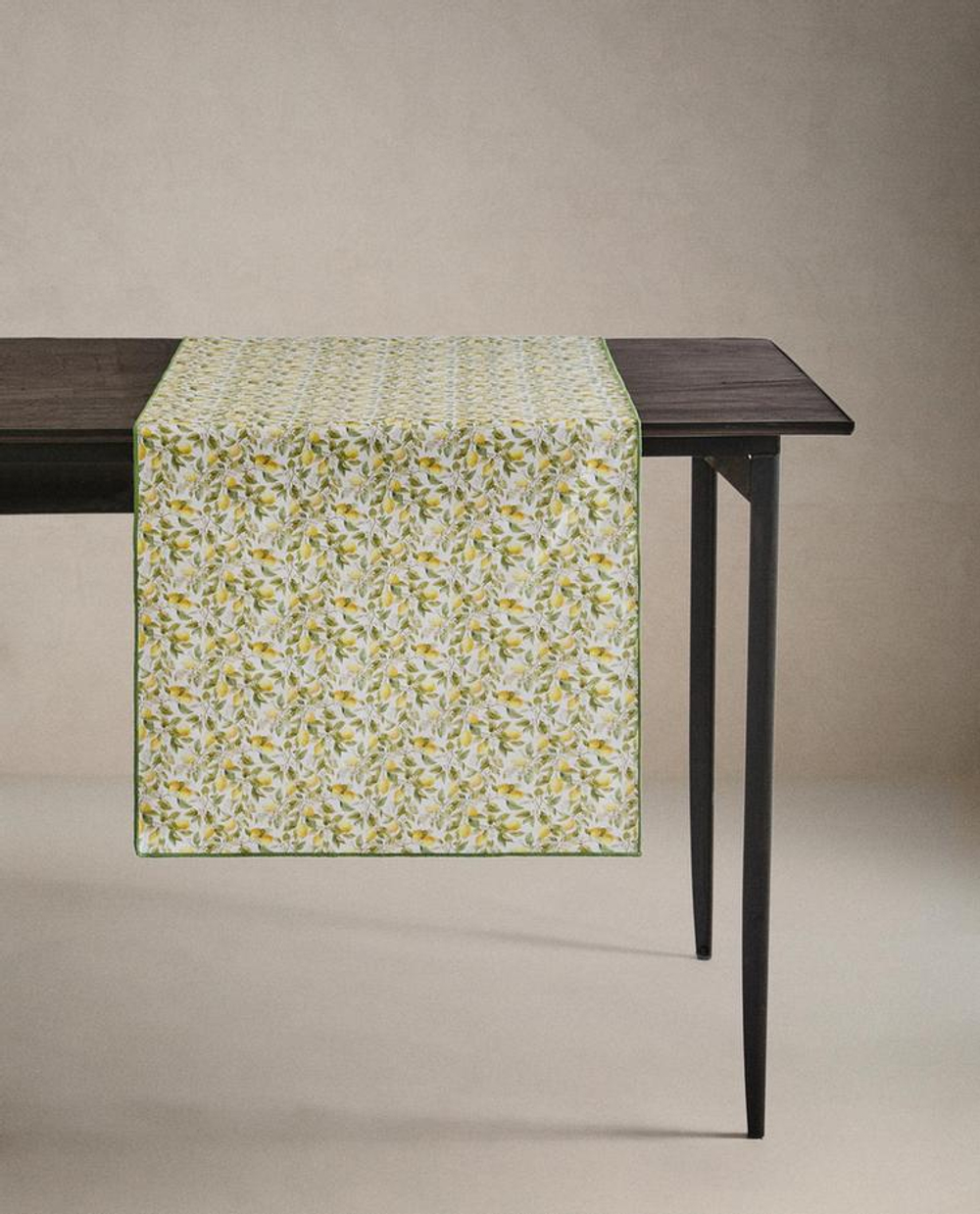 ZARA HOME ЖАККАРДОВАЯ СКАТЕРТЬ-ДОРОЖКА НА СТОЛ С ПРИНТОМ "ЛИМОНЫ", ЗЕЛЕНЫЙ