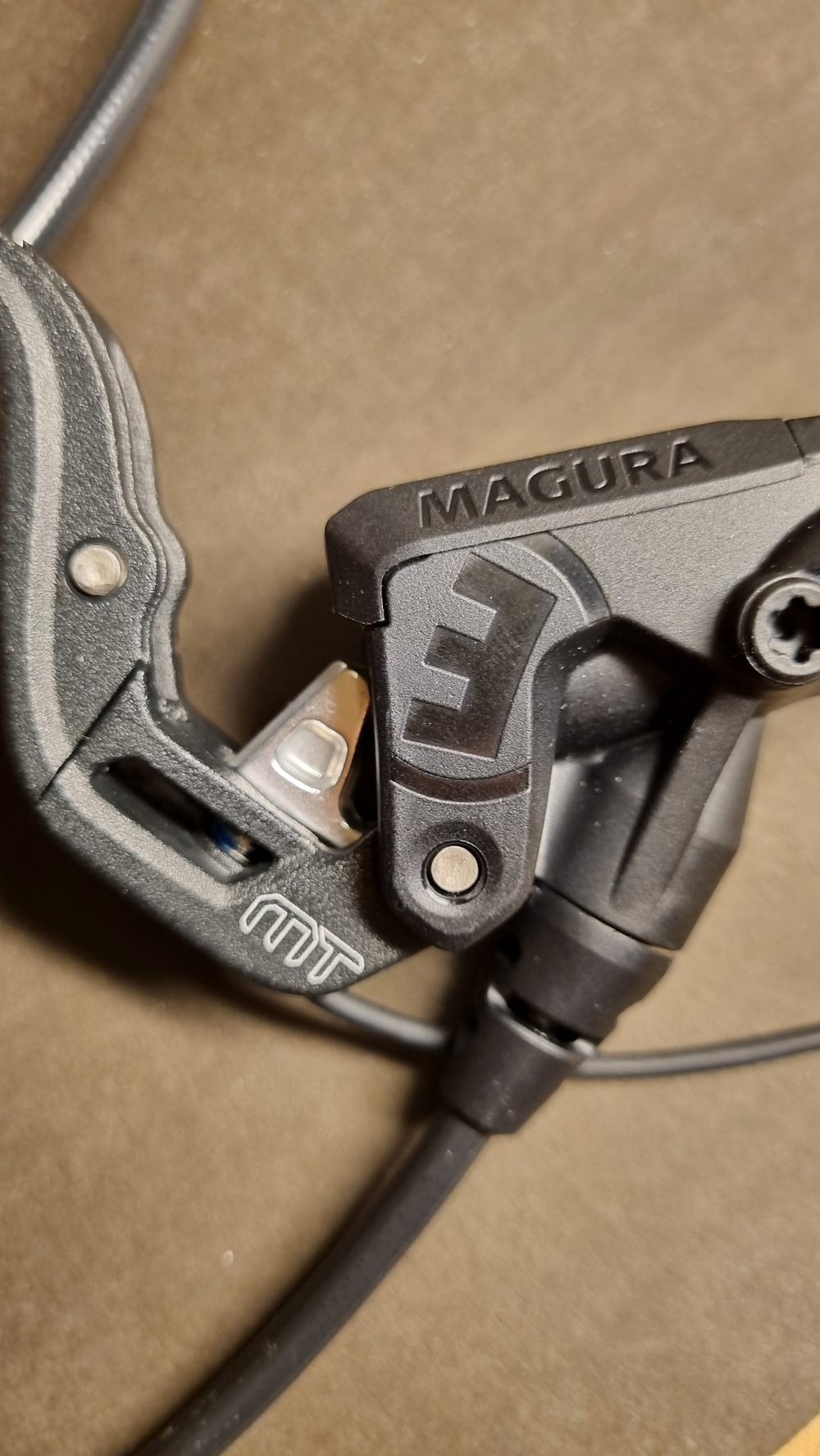 Тормоз Magura MT5E Higo Closer, 4 поршня, для электровелосипедов и электросамокатов