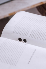 Серьги «Коин» с черным ониксом