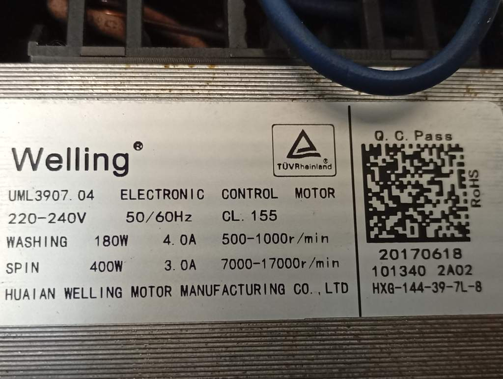 WHB1038 кт29 Двигатель (мотор) к стиральным машинам Hansa 101340 б/у 9 контактов