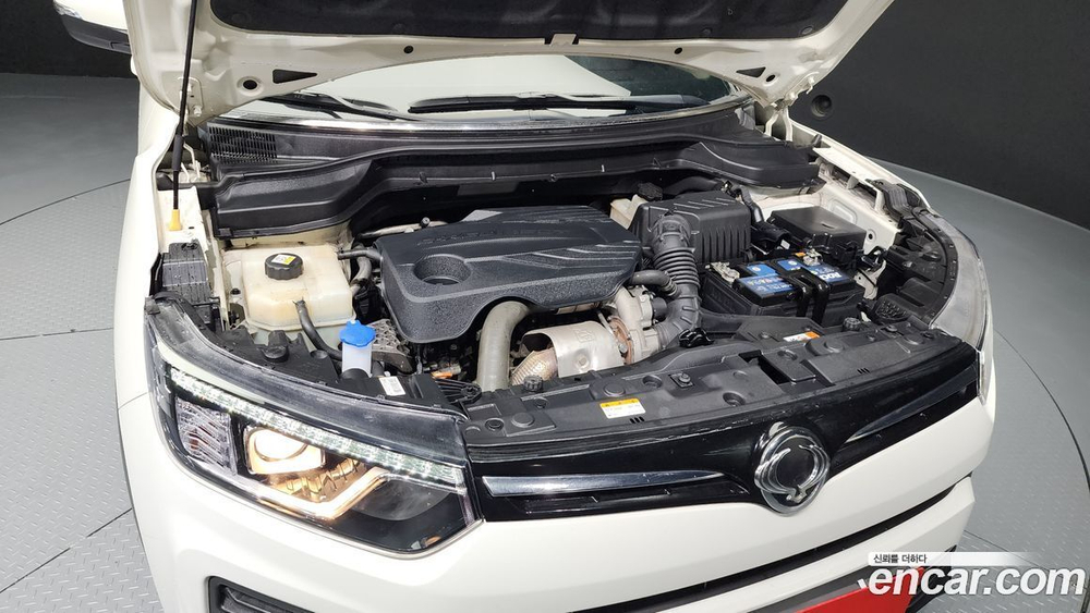 KG Mobility (Ssangyong) Very New Tivoli Бензин 1.5 2WD (01.2020)