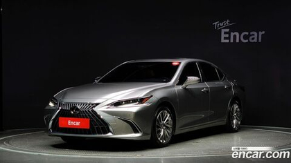 Lexus ES300h 7 Generation Executive (03.2023)