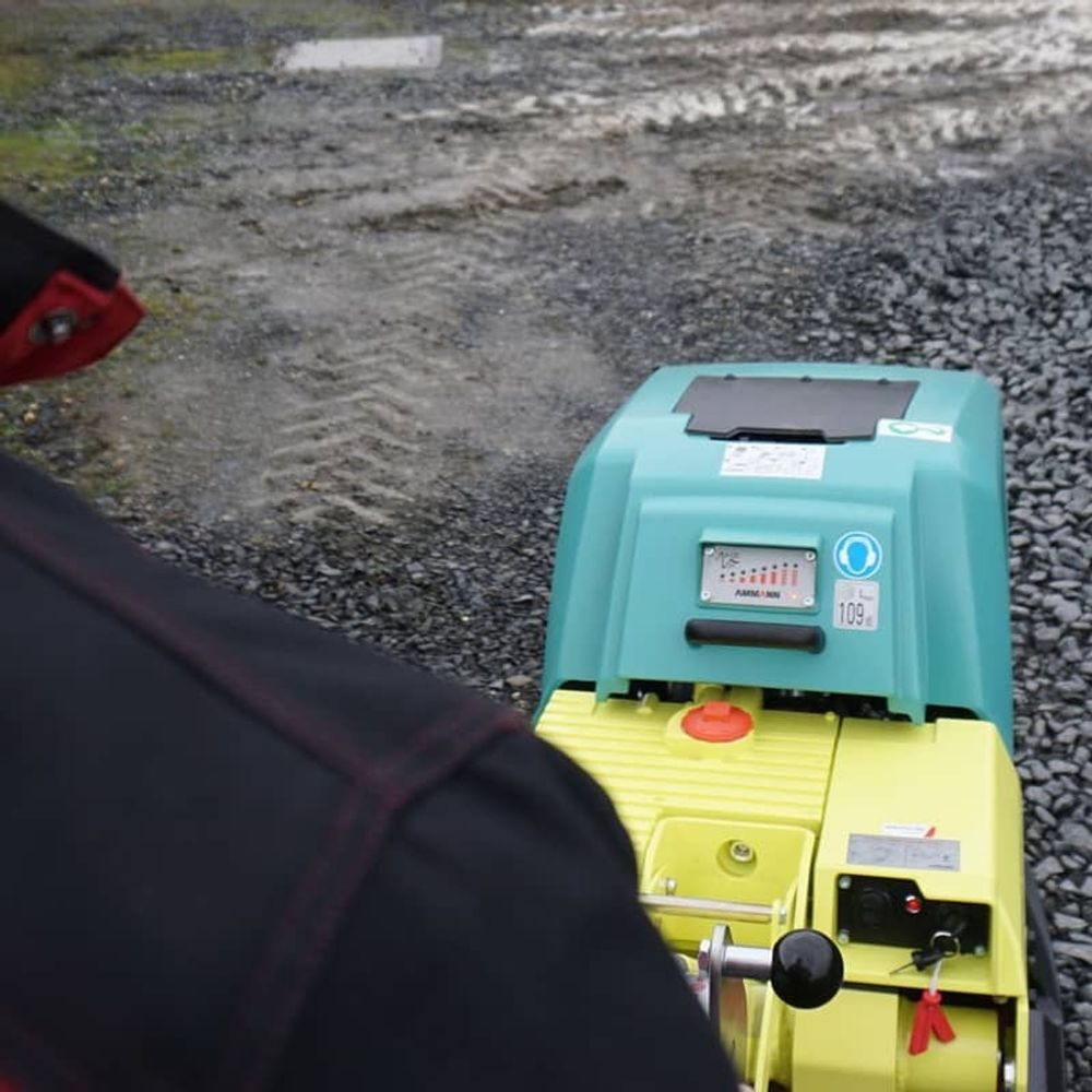 Виброплита дизельная Ammann APH 60/85 (Hatz Supra 1D81S / 464 кг) эл/старт