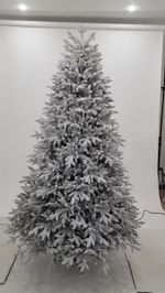 Заснеженная елка «Изумрудная» (Литая хвоя) 150 см / 1,5 м